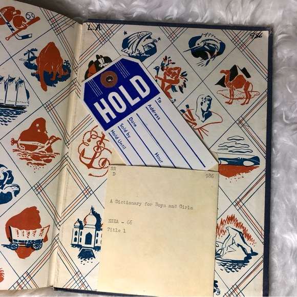 VINTAGE MERRIAM WEBSTER A DICTIONARY FOR BOYS AND GIRLS - Picture 9 of 9